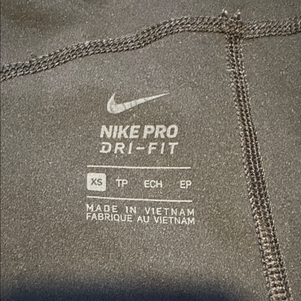 Nike Black Women's Pro Compression Bike Shorts with White Swoosh XS - Picture 6 of 7